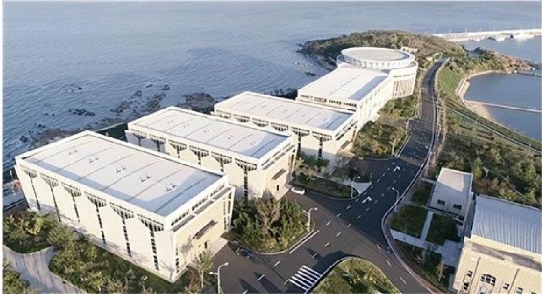 青岛国家深海基地.jpg